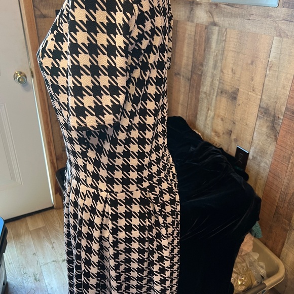 LADIES WOMEN PLUS SIZE 2X LULA ROE HOUNDSTOOTH BLACK AND WHITE DRESS - Picture 5 of 5